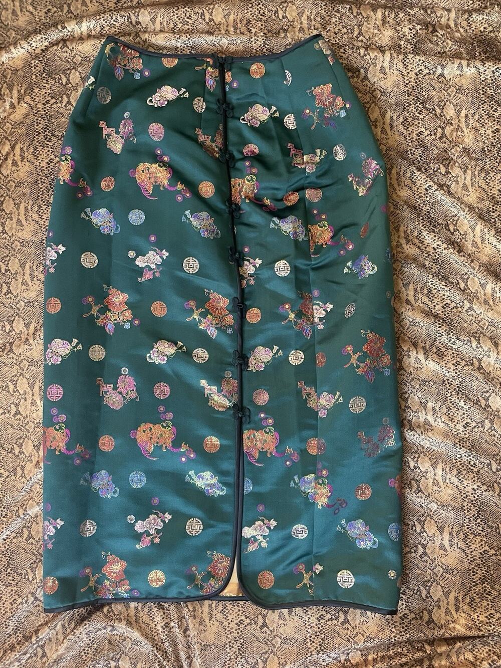 Vintage Handmade Oriental Print Green Cheongsam Wilson Midi Skirt Satin Large?